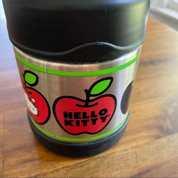Thermos Hello Kitty  stainless apple design 10 ounce  lunch funtainer - Picture 4 of 8